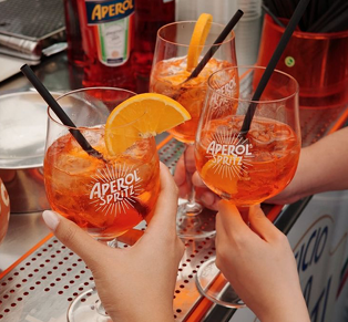 Activación Aperol Spritz en Mercado Colón — vista general